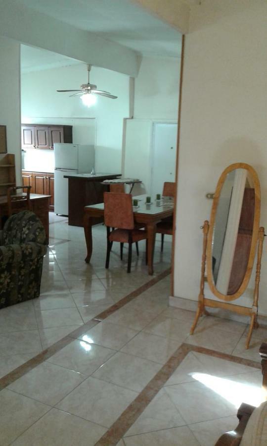 Elegant Heliopolis, Studio-Apartment カイロ エクステリア 写真